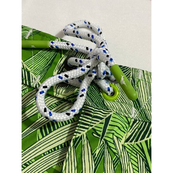 Tommy Bahama Men’s Hybrid Short Swim Trunks Size 40 with Zipper MSRP $100 - Picture 6 of 12